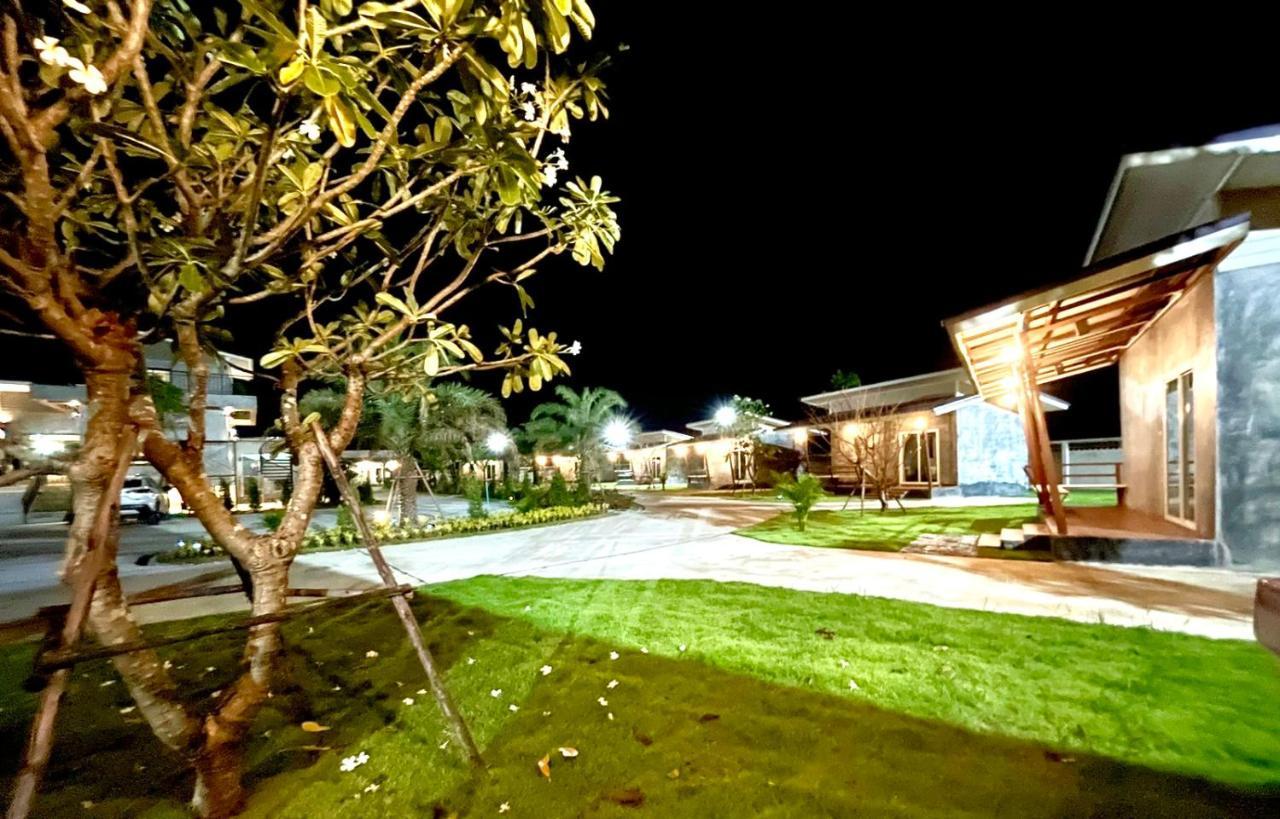 Farm View Resort @Uthai Thani ฟาร์มวิว รีสอร์ท อุทัยธานี Nong Khayang Экстерьер фото
